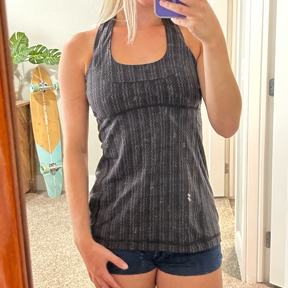Lululemon scoop neck tank